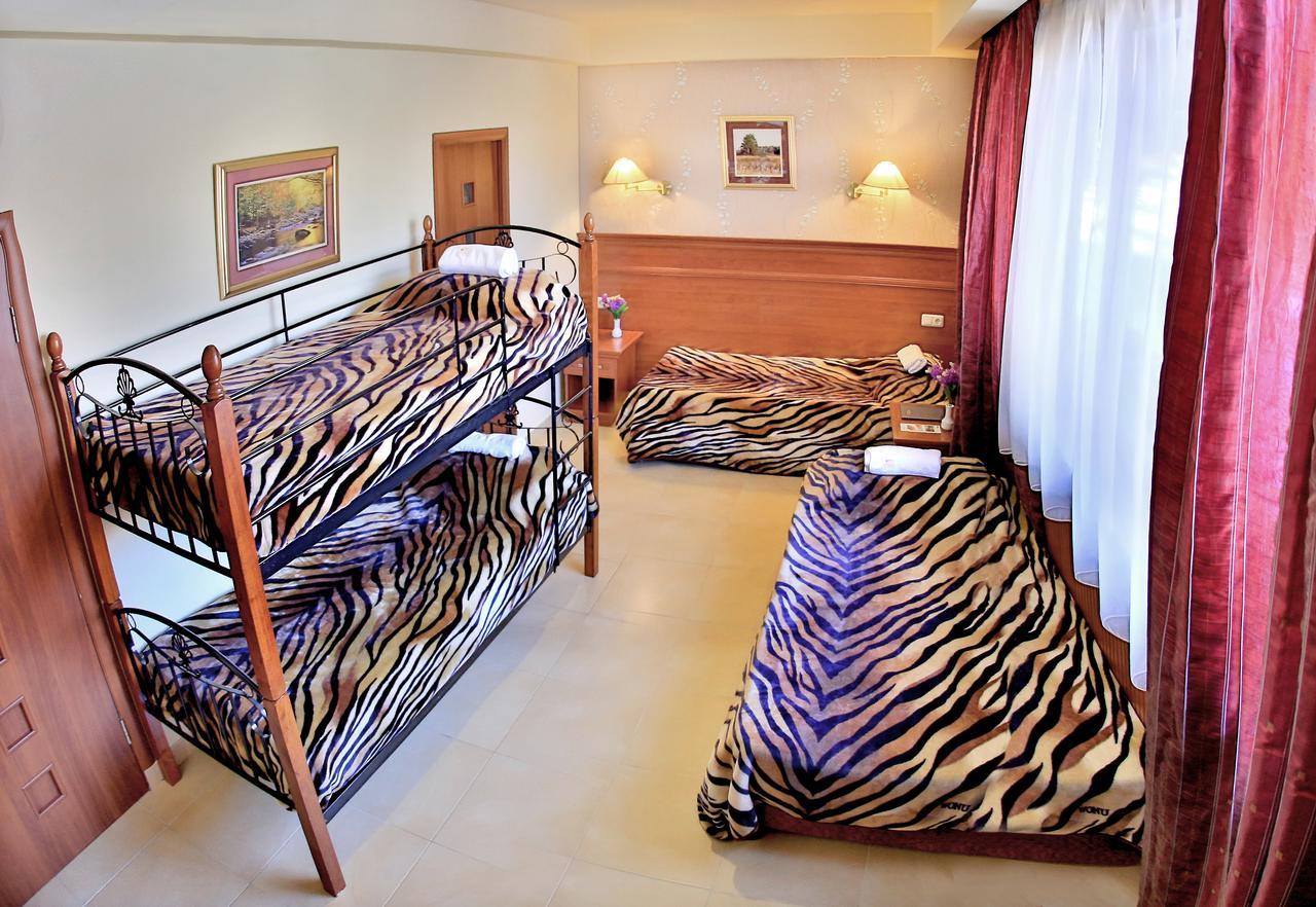 Hostel Jupiter ซากาดซอร์ ภายนอก รูปภาพ