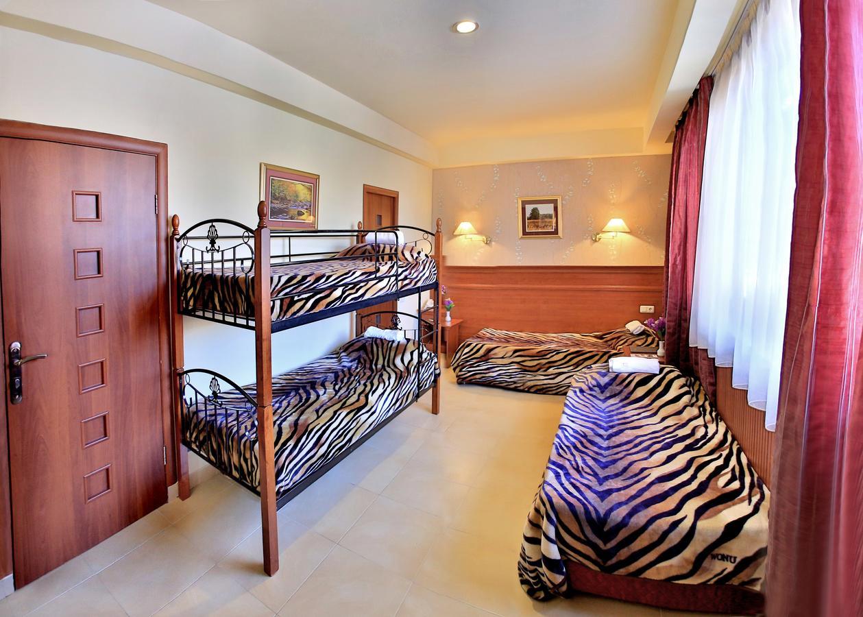 Hostel Jupiter ซากาดซอร์ ภายนอก รูปภาพ